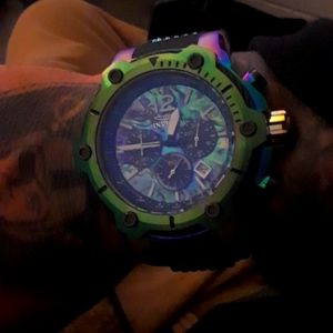 Invicta  bolt series